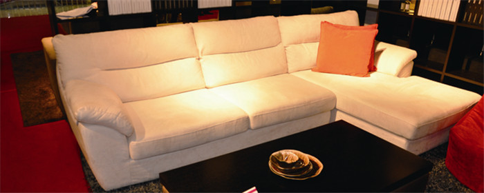 沙發(fā)產(chǎn)品在酒店家具中的核心地位與選購(gòu)要點(diǎn)